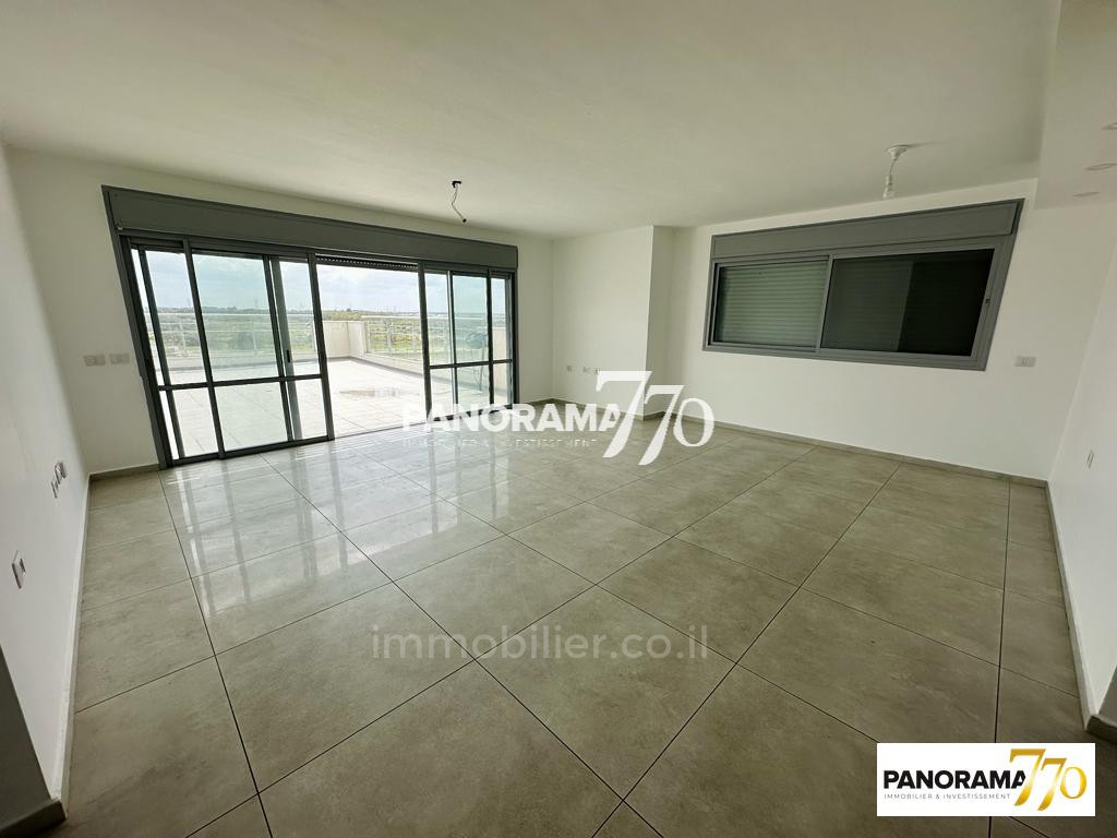 Agamim, Ashkelon