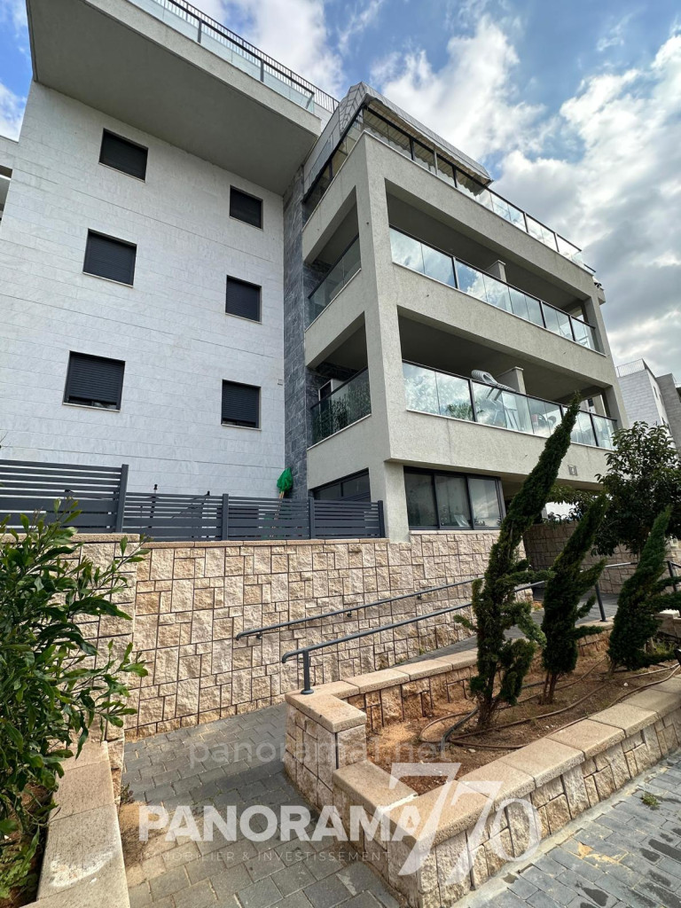 Agamim, Ashkelon